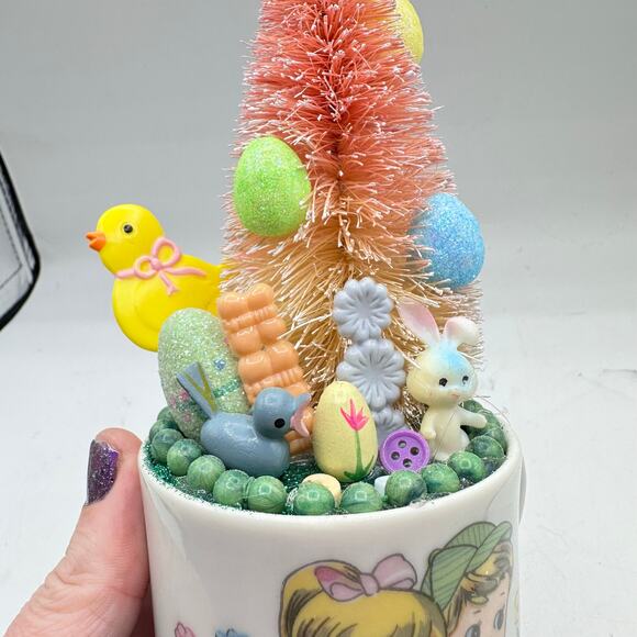Easter Spring Multimedia Art Assemblage - Easter Tree and Kitsch - Picture 2 of 4